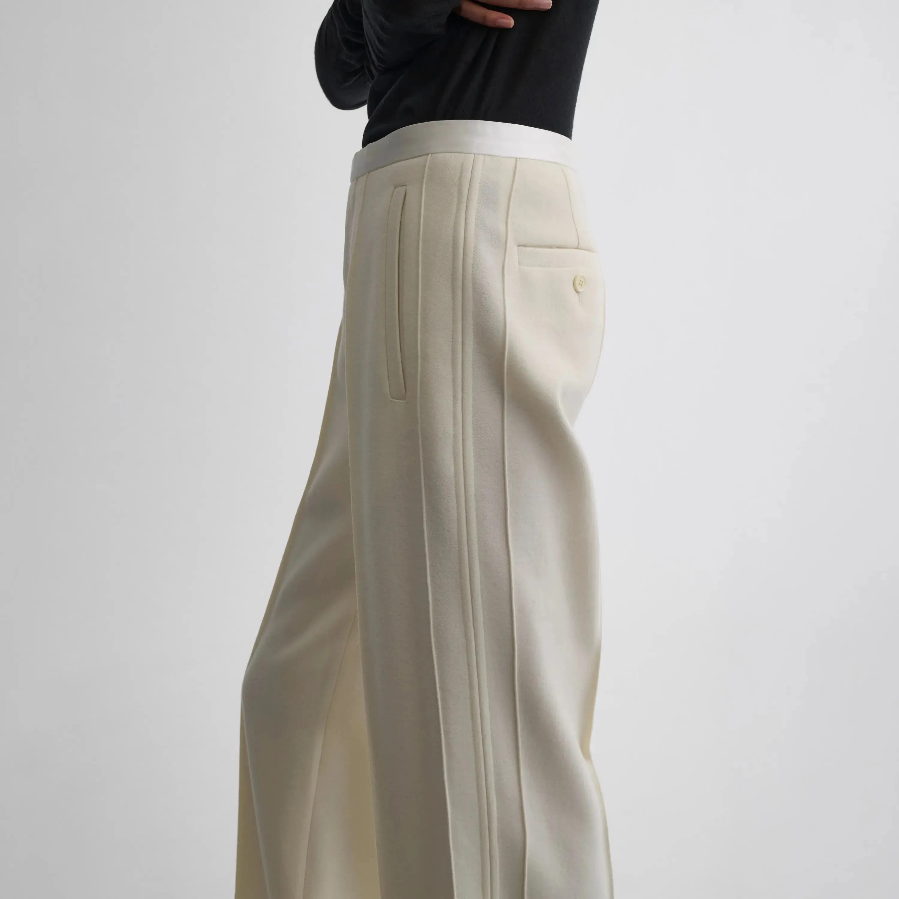 CLASSIC TAILORED TROUSERS | cream wool