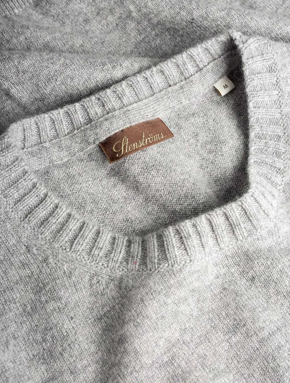 Crew Neck Cashmere Slim Fit Jumper Grey