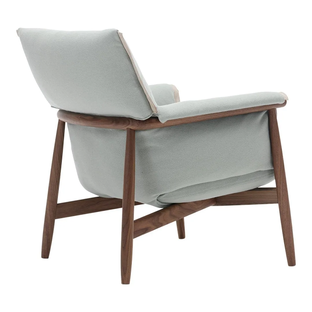 E015 Embrace Lounge Chair