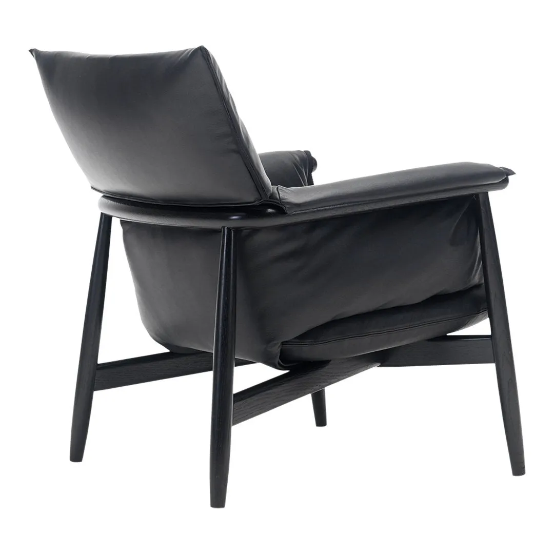 E015 Embrace Lounge Chair