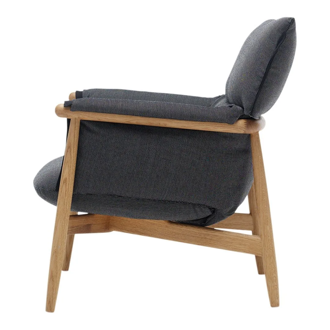 E015 Embrace Lounge Chair