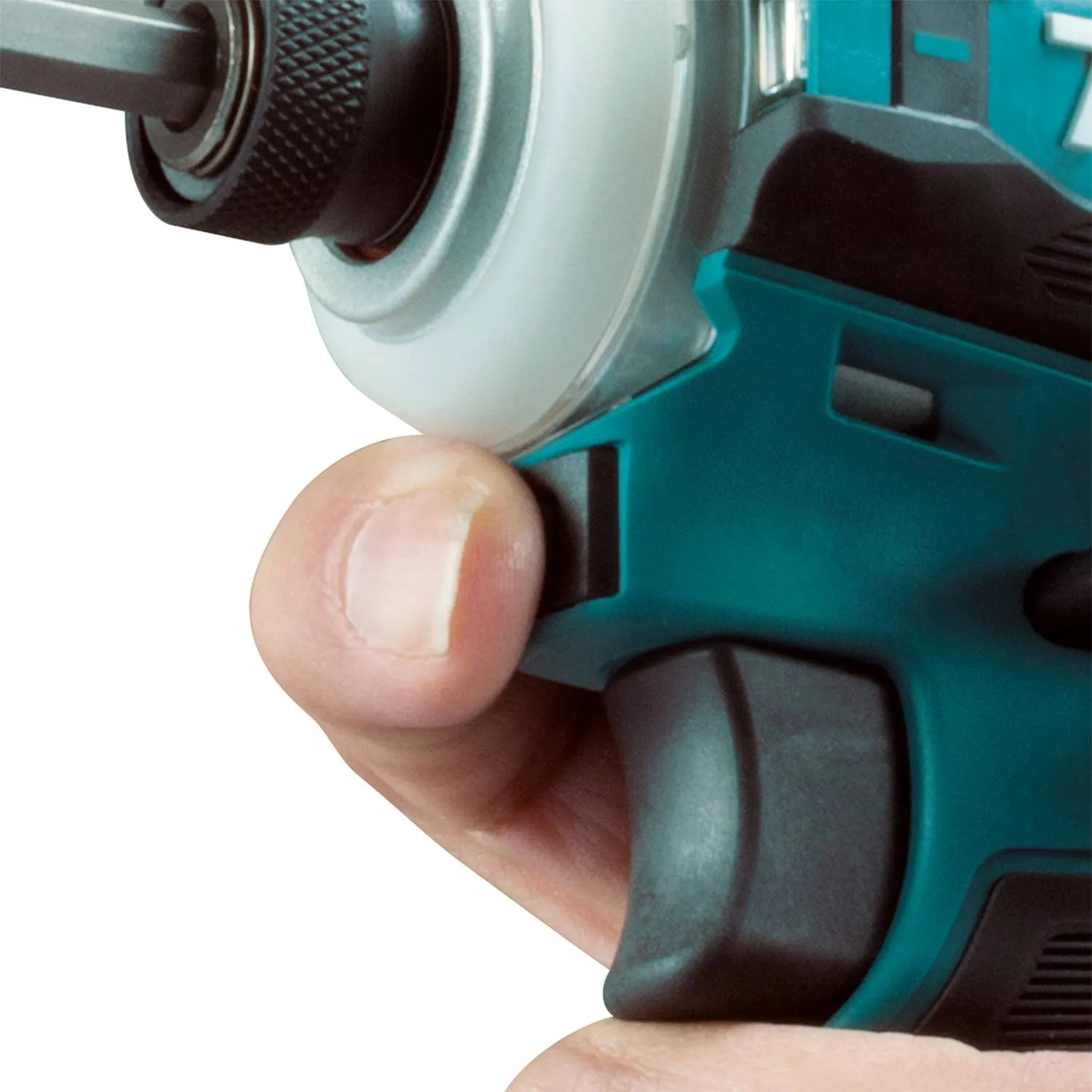 Makita XDT19T 18V LXT Cordless Lithium-Ion Brushless 4-Speed Impact Driver Kit