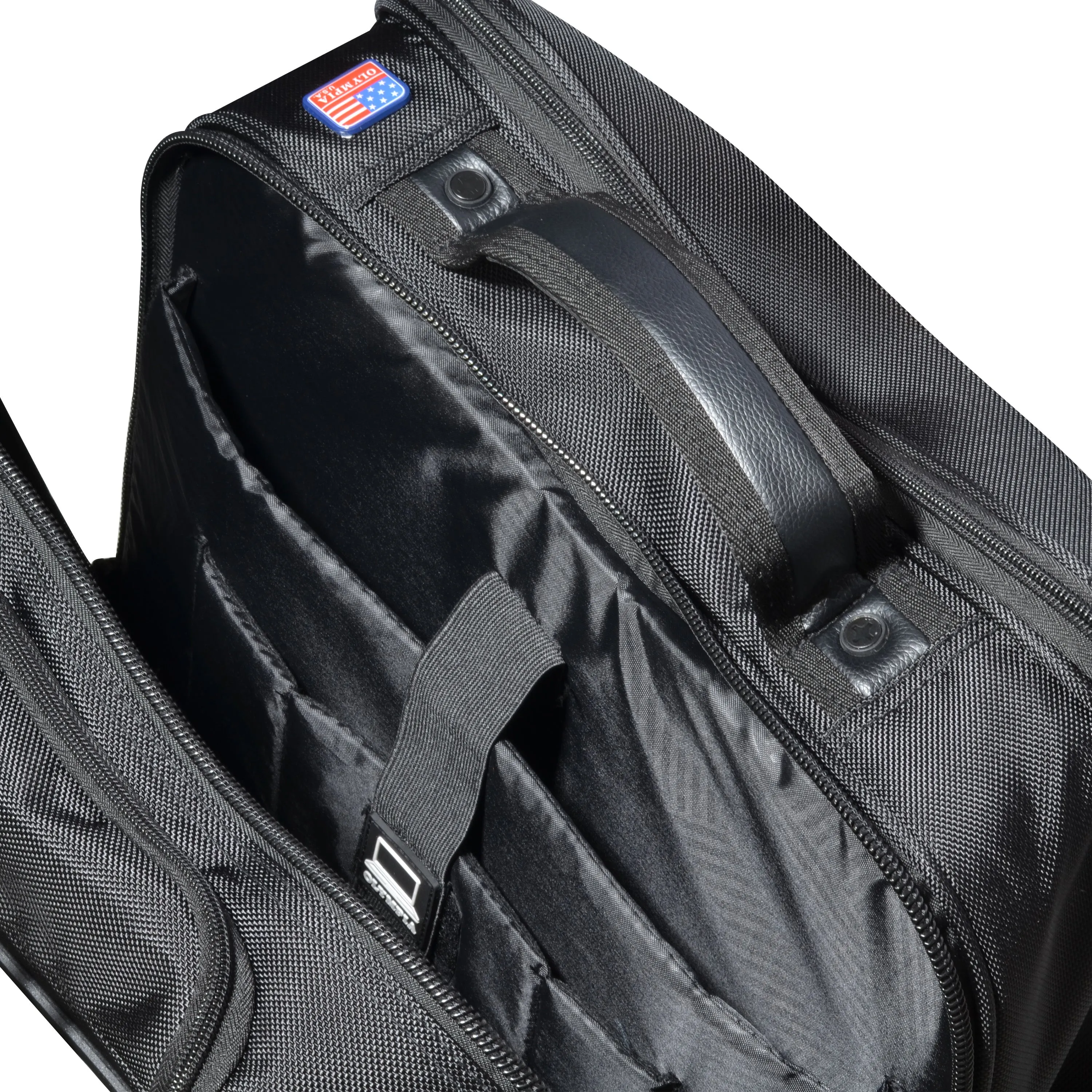 Olympia Executive 17" Deluxe Rolling Weekender