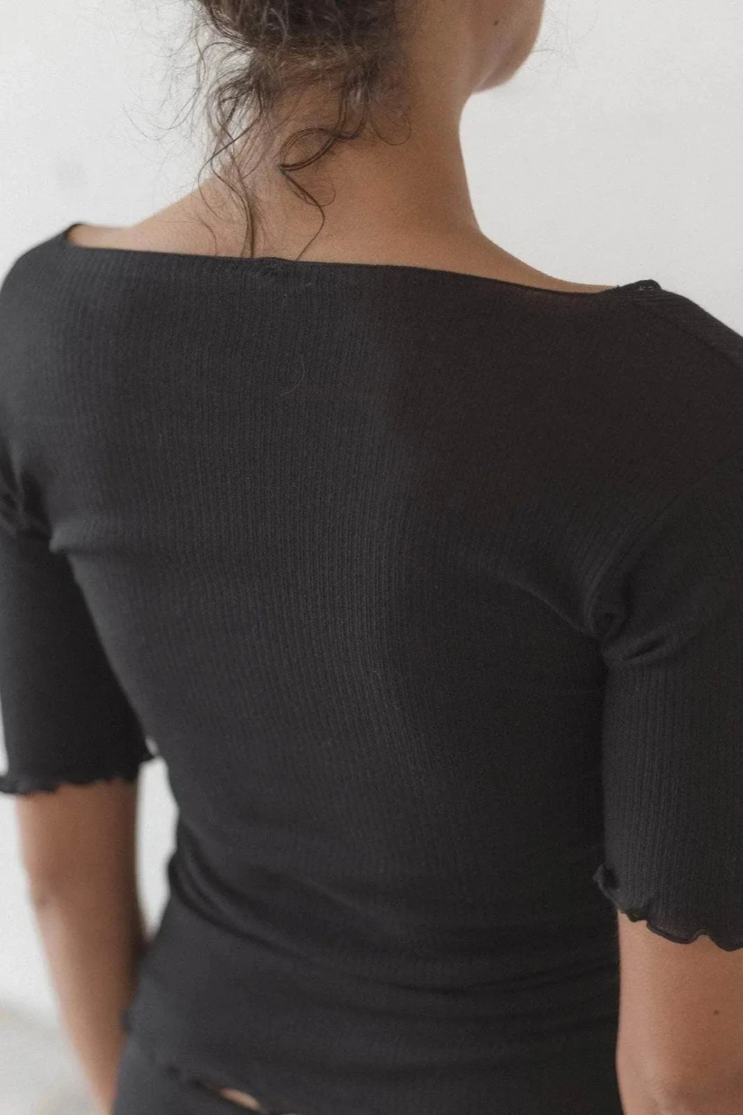 Pama Three Quarter Sleeve Top - Black