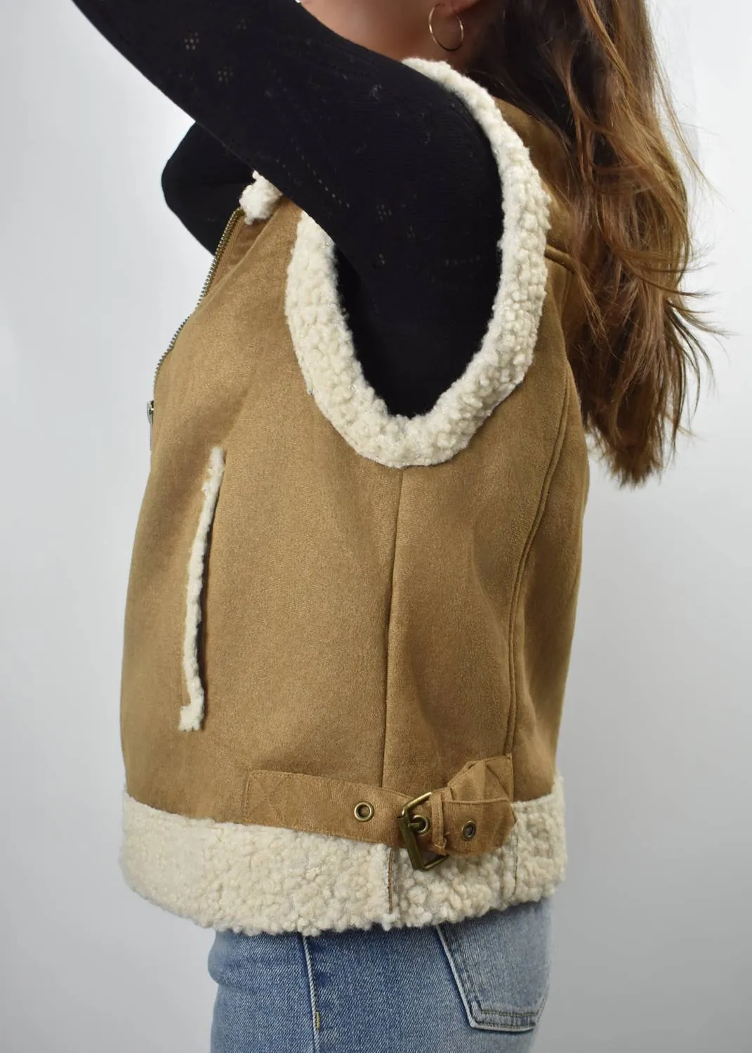 "it Girl" Shearling Vest In Beige